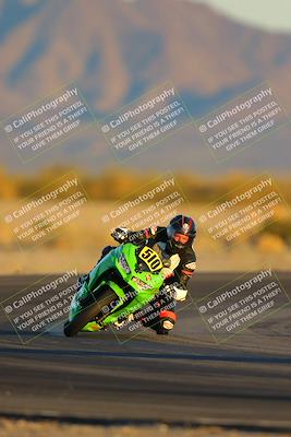 media/Jan-21-2023-CVMA (Sat) [[b9eef8ba1f]]/Race 13 500 Supersport-350 Supersport/